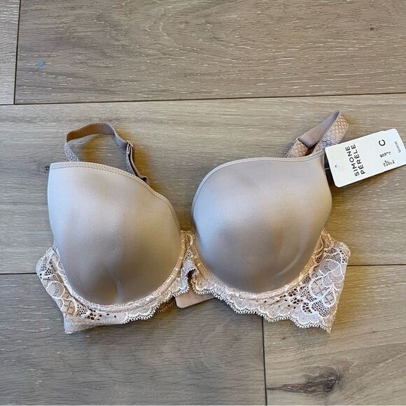 Simone Perele
Caresse 3D Plunge Lace Underwire Bra - Picture 7 of 8